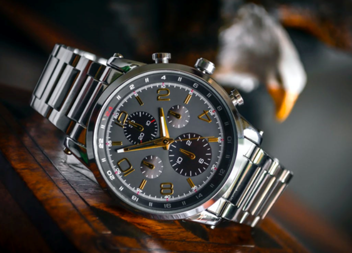 6 Reliable Tips For Traveling With Your Watches 6-reliable-tips-for-traveling-with-your-watches