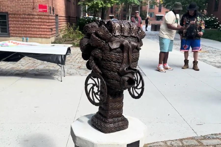 Residents, ArtBridge, WHGA Celebrate Harlem River Houses New Public Art Unveiling