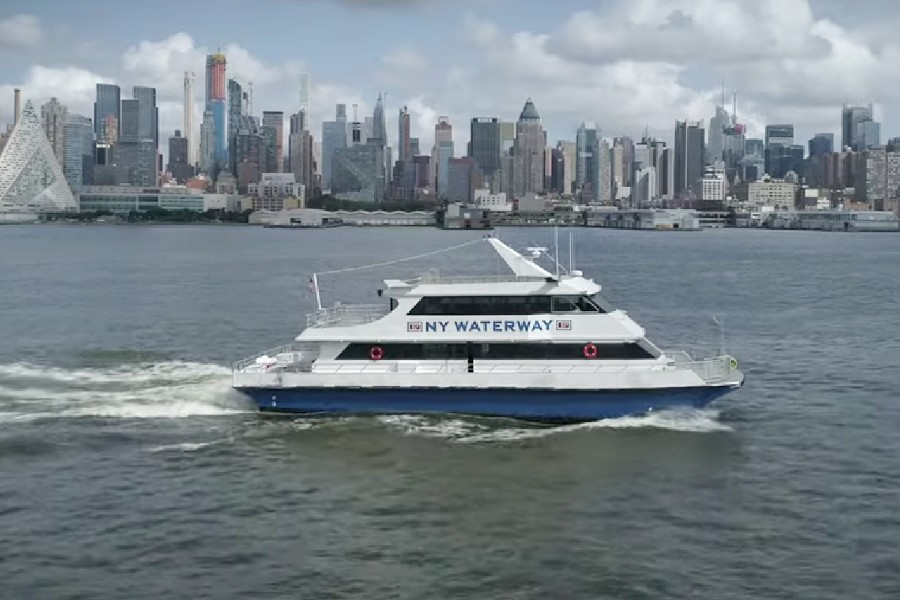 NY Waterway’s “Shades Of Autumn” Fall Foliage Tours Offer Colorful Views Up The Hudson River