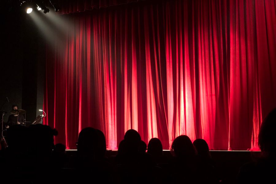 Mayor Mamdani Gives NYC High Schoolers 2,000 Free Broadway Tickets — Then Goes Viral Speaking 3 Languages